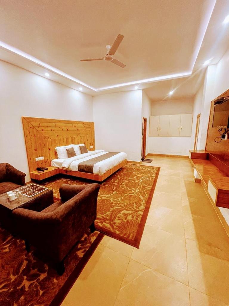 Queens Hill By Edge Mussoorie Exteriér fotografie
